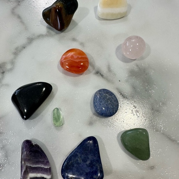 Assorted Crystal Collection - Picture 2 of 8